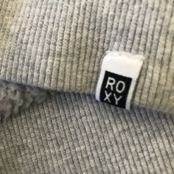 Gray Roxy sweater - Picture 3 of 5